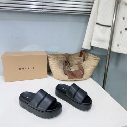 Inuikii Slippers Collection
Women 35-40
