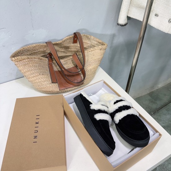 Inuikii Slippers Collection
Women 35-40
