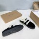 Inuikii Slippers Collection
Women 35-40
