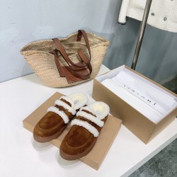 Inuikii Slippers Collection
Women 35-40
