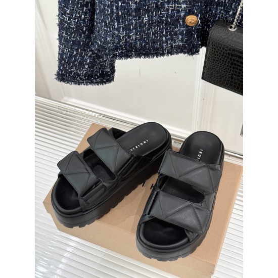 Inuikii Slippers Collection
Women 35-40
