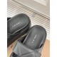 Inuikii Slippers Collection
Women 35-40
