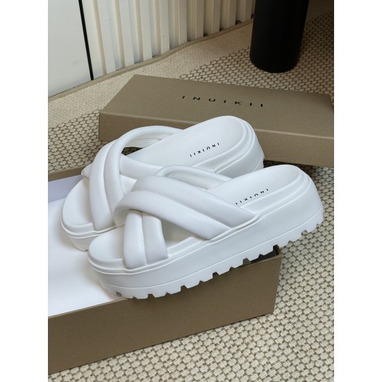 Inuikii Slippers Collection
Women 35-40
