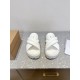 Inuikii Slippers Collection
Women 35-40
