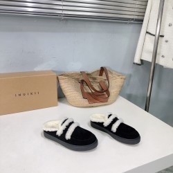 Inuikii Slippers Collection
Women 35-40
