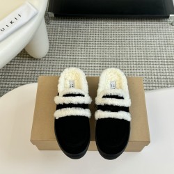 Inuikii Slippers Collection
Women 35-40
