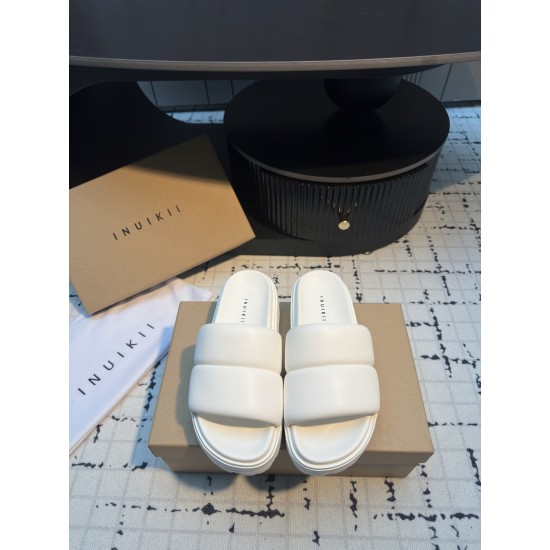 Inuikii Slippers Collection
Women 35-40

