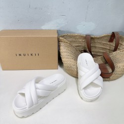 Inuikii Slippers Collection
Women 35-40

