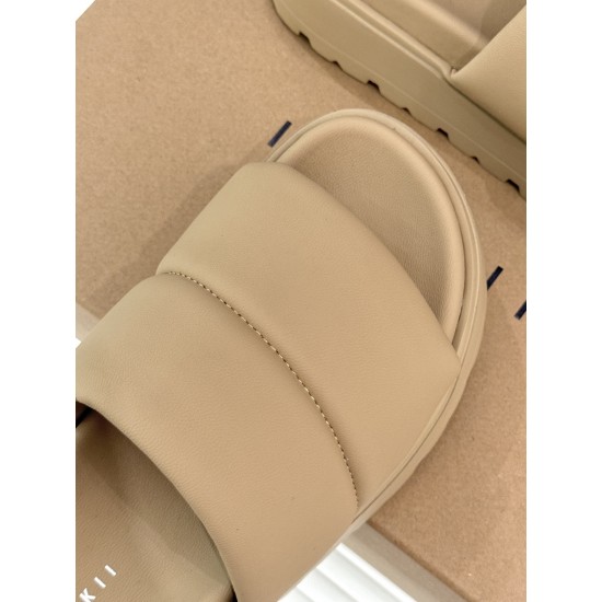 Inuikii Slippers Collection
Women 35-40
