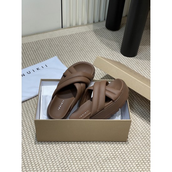 Inuikii Slippers Collection
Women 35-40
