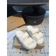Inuikii Slippers Collection
Women 35-40
