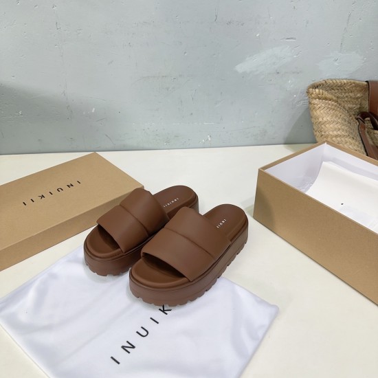 Inuikii Slippers Collection
Women 35-40
