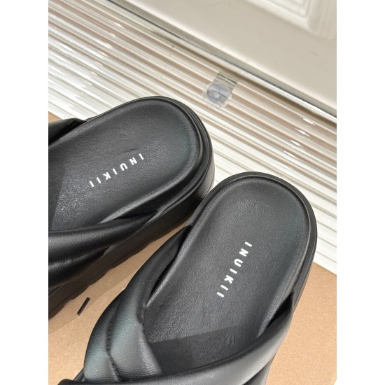 Inuikii Slippers Collection
Women 35-40
