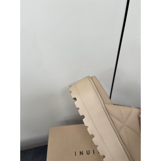 Inuikii Slippers Collection
Women 35-40
