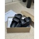 Inuikii Slippers Collection
Women 35-40

