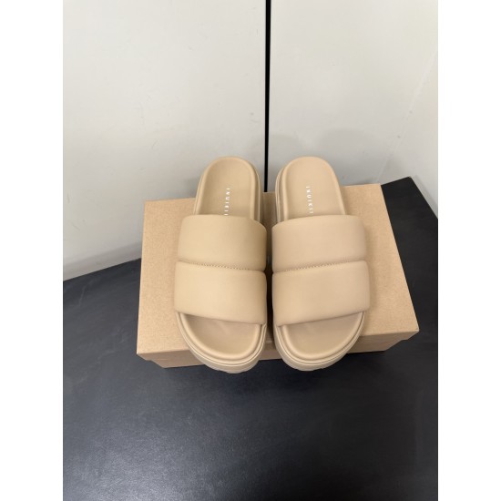 Inuikii Slippers Collection
Women 35-40
