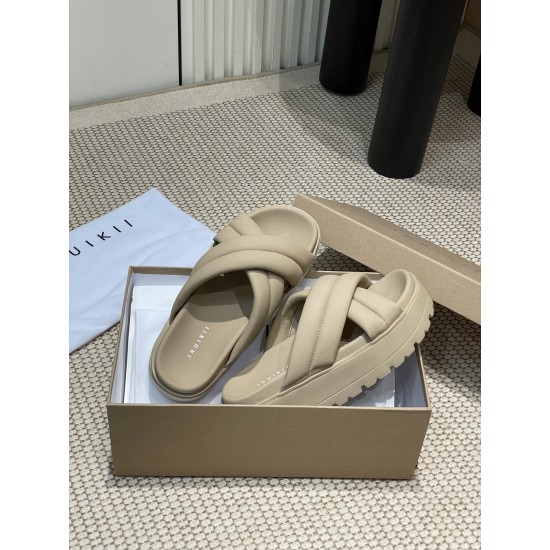Inuikii Slippers Collection
Women 35-40
