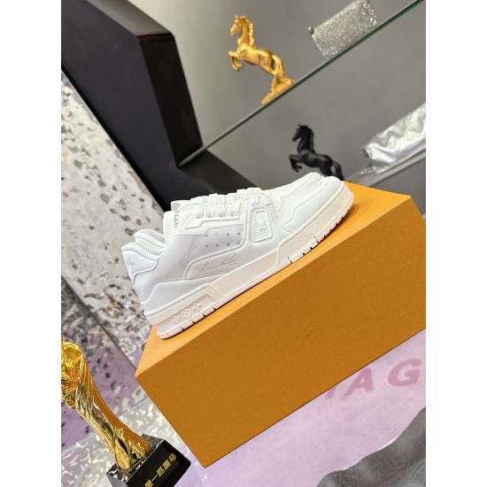 LV Casual Shoes Top Quality
Women 35-41
Men 39-45
