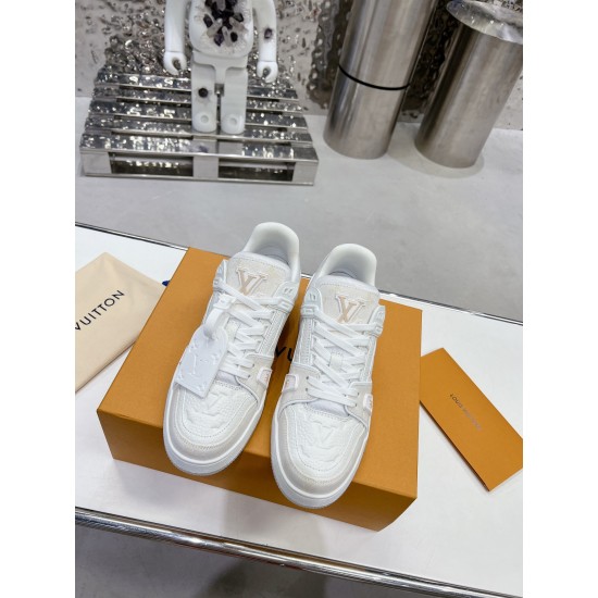 LV Casual Shoes Top Quality
Women 35-41
Men 39-45