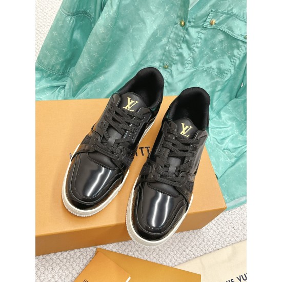LV Casual Shoes Top Quality
Women 35-41
Men 39-45