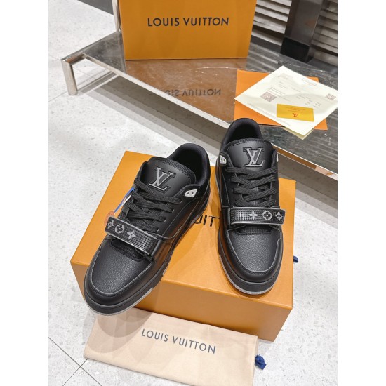 LV Casual Shoes Top Quality
Women 35-41
Men 39-45
