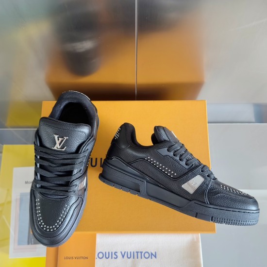 LV Casual Shoes Top Quality
Women 35-41
Men 39-45