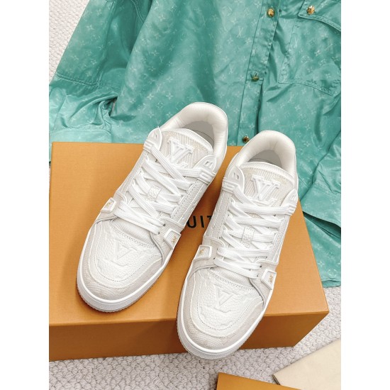 LV Casual Shoes Top Quality
Women 35-41
Men 39-45