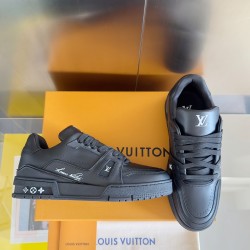 LV Casual Shoes Top Quality
Women 35-41
Men 39-45