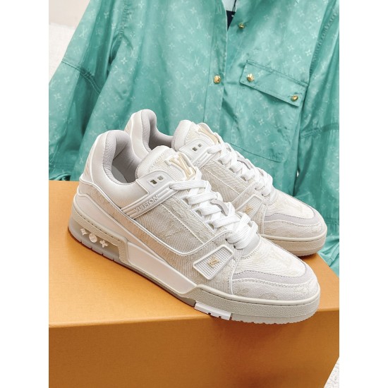 LV Casual Shoes Top Quality
Women 35-41
Men 39-45