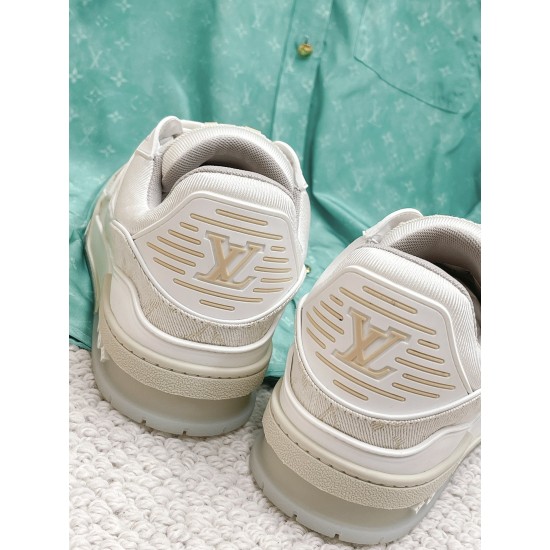 LV Casual Shoes Top Quality
Women 35-41
Men 39-45