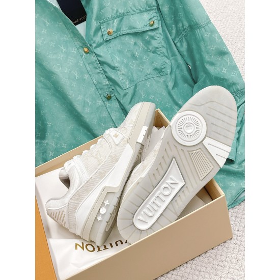 LV Casual Shoes Top Quality
Women 35-41
Men 39-45