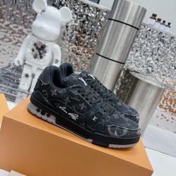 LV Casual Shoes Top Quality
Women 35-41
Men 39-45