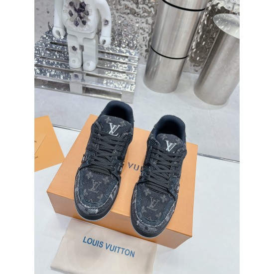 LV Casual Shoes Top Quality
Women 35-41
Men 39-45