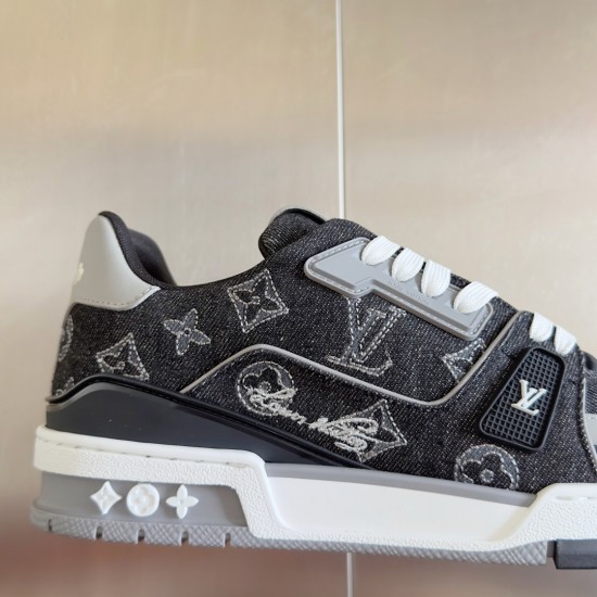 LV Casual Shoes Top Quality
Women 35-41
Men 39-45