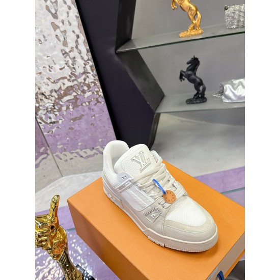 LV Casual Shoes Top Quality
Women 35-41
Men 39-45