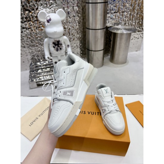 LV Casual Shoes Top Quality
Women 35-41
Men 39-45