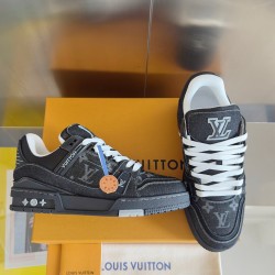 LV Casual Shoes Top Quality
Women 35-41
Men 39-45