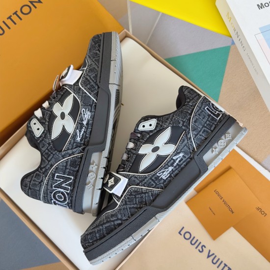 LV Casual Shoes Top Quality
Women 35-41
Men 39-45