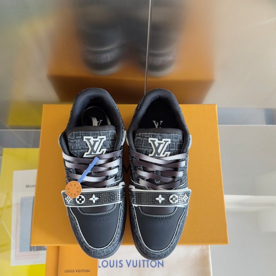 LV Casual Shoes Top Quality
Women 35-41
Men 39-45