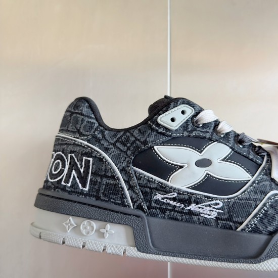 LV Casual Shoes Top Quality
Women 35-41
Men 39-45