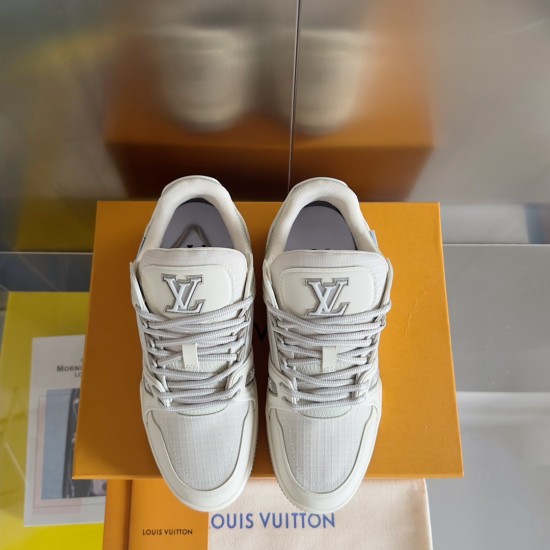 LV Casual Shoes Top Quality
Women 35-41
Men 39-45