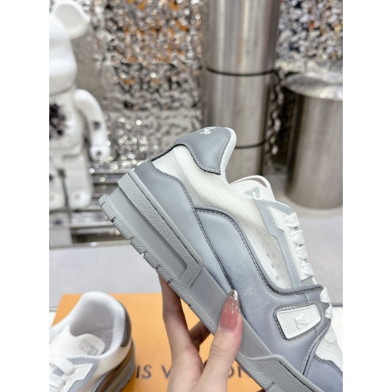 LV Casual Shoes Top Quality
Women 35-41
Men 39-45