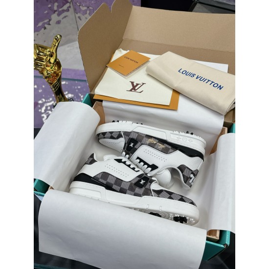LV Casual Shoes Top Quality
Women 35-41
Men 39-45
