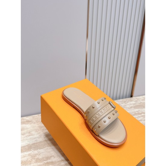 LV slippers