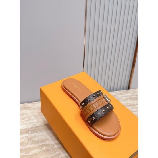 LV slippers