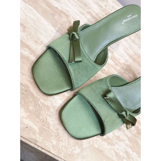 LV slippers