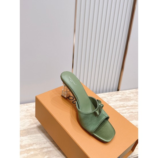 LV slippers