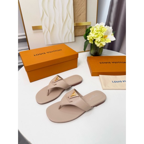 LV slippers