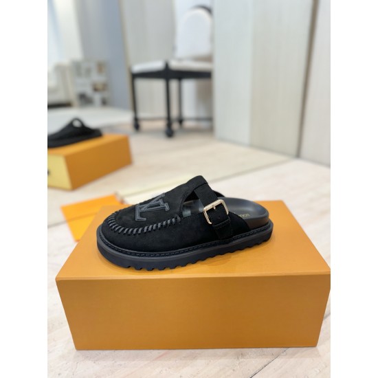 LV slippers