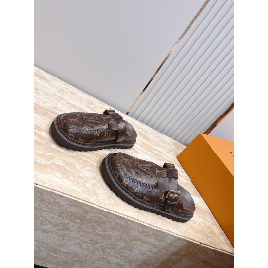 LV slippers